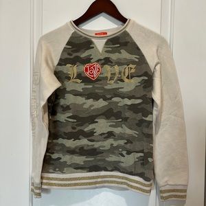 Butter camo love sweater sz XL 14/16
